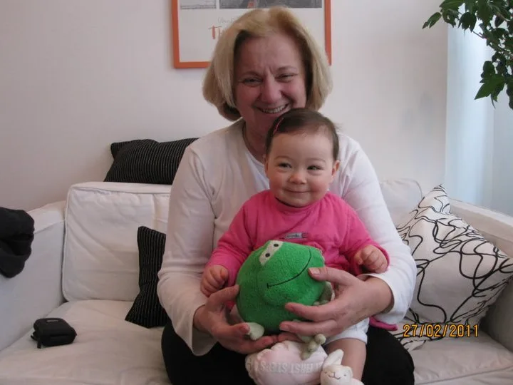 Eve & Ela, Şubat 2011