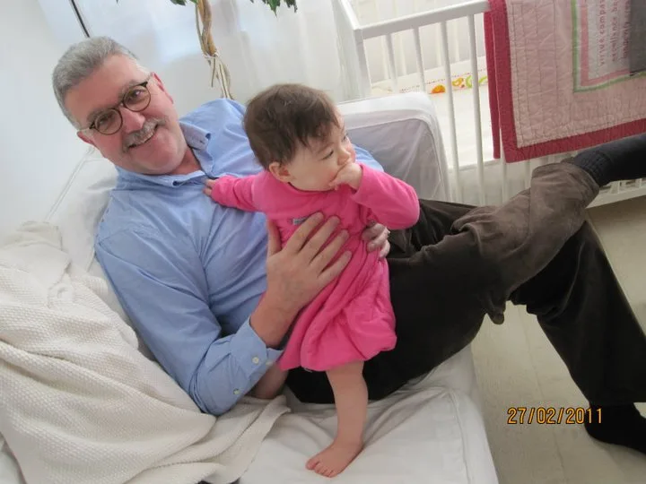 Eve & Ela, Şubat 2011